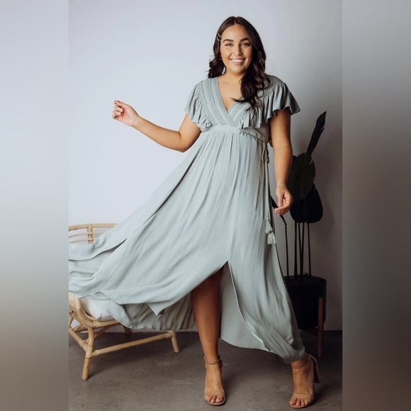 Baltic Born Jennifer Deep V Maxi Dress, Sage Green Size M - Picture 6 of 13